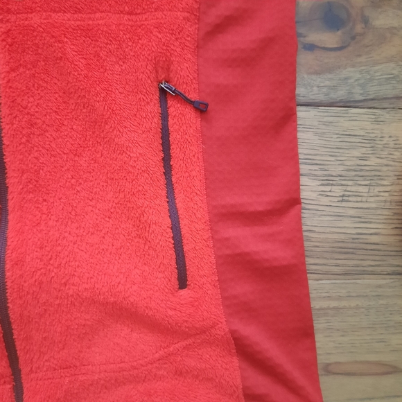Patagonia Full Zip Red Fleece Sweater - Picture 6 of 16